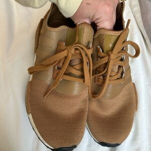 ADIDAS AUX3 . Cognac Us8 41.5